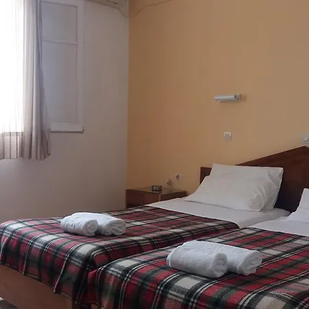 Hotel de apartamente Litharia Benitses (Corfu)