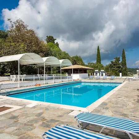 Litharia Aparthotel 2*